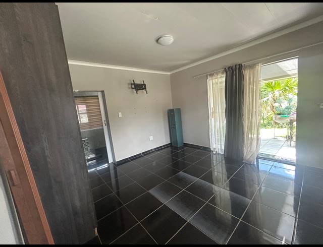 1 BEDROOM APARTMENT RENTED IN VAALPARK